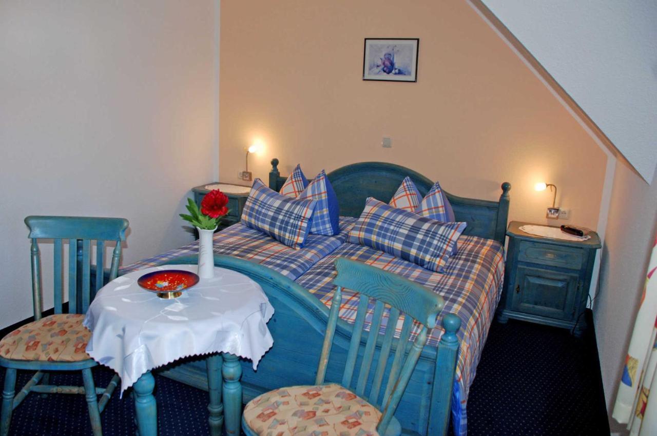 Selliner Pension am Waldrand Bagian luar foto